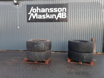 ENTREPRENAD DCK 17,5-25 PUNKTERINGS FRIA 4ST vrigt Bridgestone 17,5-25 Cut Resist Bridgestone Cut Resistent
Entreprenad dck till en typ L60