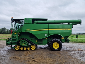 JOHN DEERE S690I SKRDETRSKA 35 FOT John Deere S690I SKRDETRSKA BANDSTLL  AWD  35" PREMIUM FLOW 635 SKRBORD  P ZIEGLER BORDVAGN MED STYRNING P BDA AXLAR
KOMPRESSOR  SF3000 MOTTAGARE  DUBBLA RAPSKNIVAR  VF 620/70X26
DRIFTSTID: CA 1615 MOTOR- / 1030 VERKTIMMAR 
...
MNR 19918
...
PRIS EXKL. MOMS: 2.495.000:-
...
Vi reserverar oss fr felskrivning. Kontakta alltid oss innan du ker och tittar, s vi kan skerstlla att maskinen finns p plats.
