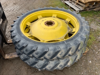 270/95X48 (11,2X48) RADODLINGSHJUL MICHELIN 50% BEG Michelin 270/95X48 (11,2X48) RADODLINGS 