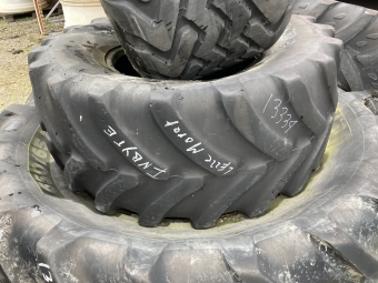 540/65X24 FIRESTONE DCK 1 ST. 15% BEG. vrigt 540/65X24 FIRESTONE 