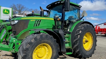 JOHN DEERE 6215R AP TRAKTOR FR.LYFT John Deere 6215R AP TRAKTOR FR.LYFT FRONTLYFT  AUTOTRAC SF 6000  SEKTIONSKONTROLL  HYDR. BROMS
650/85X38 CA 30% 600/70X30 CA 25%  4 DV. UTTAG  HYDR. BROMS  LS
...
MNR 20860
...
PRIS EXKL. MOMS: 975.000:-
...
Vi reserverar oss fr felskrivning. Kontakta alltid oss innan du ker och tittar, s vi kan skerstlla att maskinen finns p plats.
