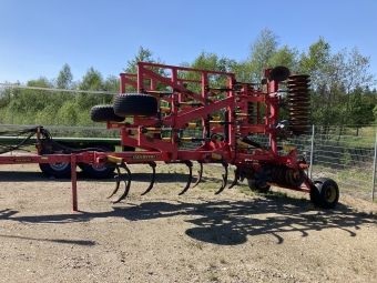 VDERSTAD CULTUS 500 KULTIVATOR Vderstad CULTUS 500 KULTIVATOR STLRULLE  AVSKRAPARE  UPPFLLBARA PINNAR  MARATHON SPETSAR
...
MNR 25777
...
PRIS EXKL. MOMS: 230.000:-
...
Vi reserverar oss fr felskrivning. Kontakta alltid oss innan du ker och tittar, s vi kan skerstlla att maskinen finns p plats.
