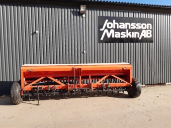 TUME CK 4000 vrigt TUME CK 4000 Smaskin Transportbredd 4,20
Jordskande sbill
Ej kombimaskin