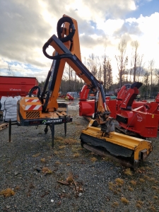 Armklippare Noremat Magistra M61t vrigt Noremat Magistra M61T Rckvidd: 6,06m
1000 RPM
Klipphuvud: FMS 1,7m 50st knivar 2017 rsmodell
-
Suttit moterad p en Valtra N121

Mer info: 
http://www.fm-maskiner.dk/produkt/p105500/p105500.pdf
https://www.noremat.fr/en/materiel-faucheuses-magistra