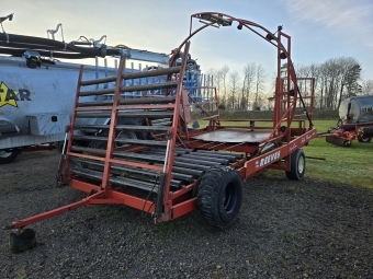 REEVES BALE WRAPPER INPLASTARE Övrigt REEVES INPLASTARE MNR 38195
...
PRIS EXKL. MOMS: 32.500:-
...
Vi reserverar oss för felskrivning. Kontakta alltid oss innan du åker och tittar, så vi kan säkerställa att maskinen finns på plats.

