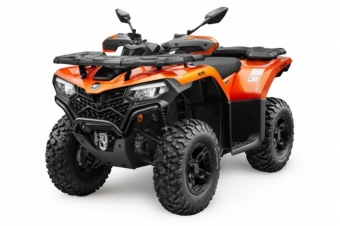 CFORCE 520 SHORT T3 EPS ORANGE vrigt CFORCE 520 SHORT T3 EPS ORANGE TRAKTOR A

Nya CFORCE 520 erbjuder mngder av frbttringar fr dig som frare! Med frfinad fjdring och en mer komfortabel sits frdas du bekvmt ver alla ojmnheter i terrngen. Den beprvade och kraftfulla motorn ser tillsammans med det frbttrade chassit till att du klarar varje uppdrag med bravur. En rejlt frbttrad svngradie ser till att ven arbete i tt skog blir till en lek.

Industriell godknd vinsch och dragkrok hjlper dig att hantera alla typer av jobb! Finns i bde lng och kort version. Tillgnglig i en snygg lackerad orange eller rd frg och r utrustad med servostyrning (EPS) som standard.

28kw/38hk
Lng/Kort modell
EPS Standard
262mm Markfrigng
2500 LBS Vinsch
25" Terrngdck

CFORCE 520 SHORT T3 EPS ORANGE
CF-C52-OR-EPS-T
TRAKTOR A