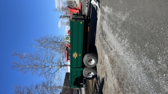 Dumpervagn D1300 Palmse 13 ton Palmse D1300 Dumpervagn 13T Baklyktor LED 12/24v 
Broms hydraulisk 4-hjul 
Hjul 520/50-17 Starco SG Flotation 
Ofjdrad boggi 
Drag bultat med vridbar gla  50 mm
Stdben mekaniskt vikbart 
Baklucka topp-/sidohngd med entreprenadlm
Frg grn RAL6005 Palmse 
Standardstl S355 6 mm botten 
Standardstl S355 6 mm sida 
Standardstl S355 4 mm front 
Utan frhjning 
4 st infllda lastglor 
Belysningsskydd bakre par