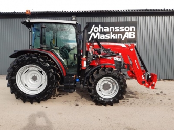 MASSEY FERGUSON 4708M DYNA 2 FRISIKTSTAK vrigt MASSEY FERGUSON 4708M DYNA 2 MF 3416X lastare Euro/sms 3-e funk dmpare
Kopplings fri F/B med broms till neutral 40km/h 24/24
Frisiktstak
Hitchkrok med swing back funtion
Mek lastar spak
540/540e
Ledade Framskrmar
480/70R34 380/70R24
Luftkonditionering
Radio MP3
Instuktrs ste med skerhets blte
Frisikts tak
Luft Stol
Bak rute tork
Automatiskt huvudstrm bryt
Frd ljus p hyttstag