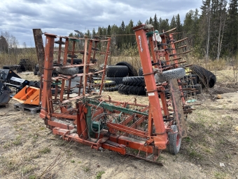 Kverneland S-Pinneharv 6,20 M. Eftervlt Kverneland S-pinneharv 6,2 med eftervlt Hydraulburen med bogserat drag & hjul