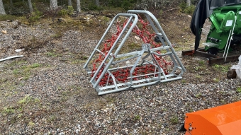 Grsharv Peecon 5 M utan hydraulik Peecon WS 500 mekanisk Ny grsharv frn Peecon.
500cm bred med mekanisk ihopfllning.