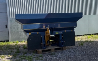 BOGBALLE EX-T 2200 KONSTGDSELSPRIDARE Bogballe EX-T 2200 KONSTGDSELSPRIDARE MNR 38723
...
PRIS EXKL. MOMS: 49.000:-
...
Vi reserverar oss fr felskrivning. Kontakta alltid oss innan du ker och tittar, s vi kan skerstlla att maskinen finns p plats.
