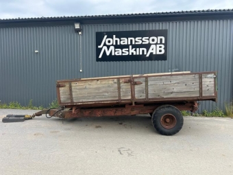 TIPPVAGN 1 AXLAD 7TON PLTBOTTEN vrigt TIPPVAGN 1 AXLAD 7TON PLTBOTT 400/50-15,5 hjul