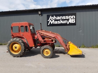 DAVID BROWN 850 LASTARE SKOPA vrigt DAVID BROWN 850 LASTARE SKOPA Startar och gr bra maskinellt