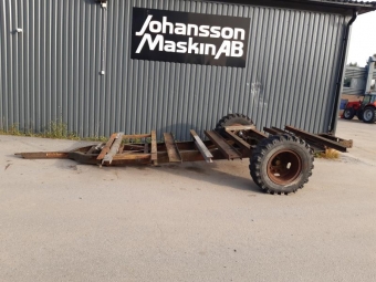 MASKIN VAGN 1-AXLAD vrigt MASKIN VAGN 1-AXLAD 