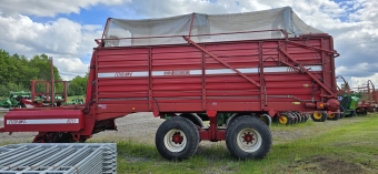 JF 3500 HACKVAGN JF 3500 HACKVAGN MNR 38917
...
PRIS EXKL. MOMS: 129.000:-
...
Vi reserverar oss fr felskrivning. Kontakta alltid oss innan du ker och tittar, s vi kan skerstlla att maskinen finns p plats.
