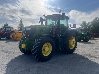 Traktor John Deere 6R 250 John Deere 6R 250 Ny servad
Finns lastare Q7M med SBM.
Ny dck runt om.


Ring sljare fr mer info.
