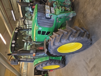 Traktor John Deere 6230 John Deere 6230 