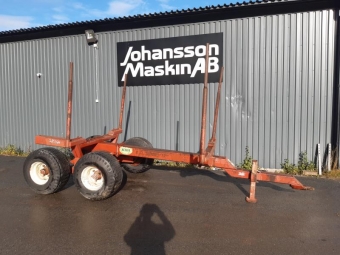 SKOGSVAGN KMA BOGGI 9TON vrigt SKOGSVAGN KMA BOGGI 9TON 400-15,5
modell 53190
vre bomen r 410 lng nedre dragbom r 145