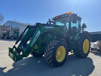 JOHN DEERE 6130R C-PRO TRAKTOR FR.LYFT PTO John Deere 6130R AP TRAKTOR FR.LYFT PTO QUICKE Q5M EURO SMS LASTARE  FR.LYFT  PTO  AUTOTRAC SF1 KLAR  
JD LINK  650/60X38 520/60X28 MICHELIN IF  10" SKRM
TLS  HYTTFJDRING  ELSPEGEL  3 DUBB.UTTAG  
CLIMA TRAC  HMS  IMMOBOLIZER  3:E F SKRM
EXTRA OLJA 14l  LS  LEDBELYSNING  2 KRETS VAGNSBROMS  
COMMANDPRO 
...
MNR 25383
...
PRIS EXKL. MOMS: 1.149.000:-
...
Vi reserverar oss fr felskrivning. Kontakta alltid oss innan du ker och tittar, s vi kan skerstlla att maskinen finns p plats.

