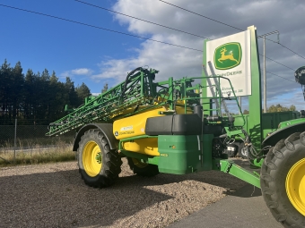 JD M952 SPRUTA, BEG John Deere M952 