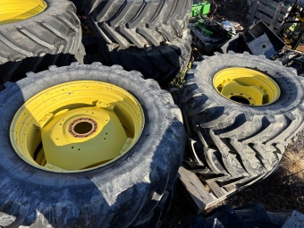 Kompletta Hul Michelin 600/65R38 & 540/65R24 Michelin Kompletta hjul p JD flg 