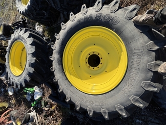Kompletta hjul Trelleborg TM1000 650/65R42 & 650/60R34 Trelleborg TM1000 VF 650/60R34 