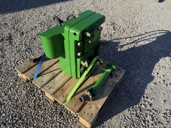 Frontkraftuttag Orginal Front PTO John Deere John Deere PTO Frontkraftuttag 
Passar 6000 serien
Har suttit p John Deere 6410