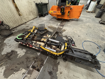 Underbett till traktor har suttit på New Holland TM190 Övrigt Underbett till Traktor Fäste Trima/sms
Listpris: 22 200 kr