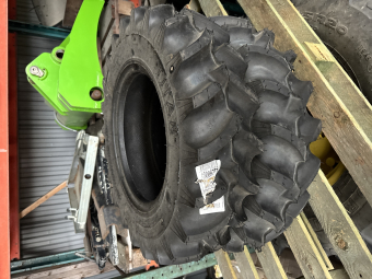 Däck Titan 8-16 (2st) Övrigt Traktordäck Titan 8-16 