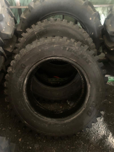 Däck BKT Ridemax 300/80 R24 (2st) BKT Däck Ridemax 300/80 R24 TR!2