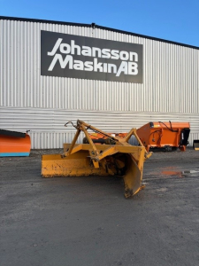 TRIMA V-SLUNGA Övrigt TRIMA V-SLUNGA Står i ö-vik