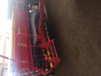 VÄDERSTAD RAPID RD400C SÅMASKIN Väderstad RAPID RD400C SÅMASKIN CB HEAVY  AUTOCHECK  BIODRILL  MARKÖRER  DISCAR CA 90%  EJ RITSMARKÖR
...
MNR 16981
...
PRIS EXKL. MOMS: 389.000:-
...
Vi reserverar oss för felskrivning. Kontakta alltid oss innan du åker och tittar, så vi kan säkerställa att maskinen finns på plats.
