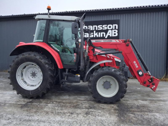 MASSEY FERGUSON 5420 MF 936 LASTARE Övrigt MASSEY FERGUSON 5420 MF 936 LA 495000 ex moms
Frontlyft
Hyttfjädring
Autohitchkrok på hydraulventil
Nya Däck 16,9-34 13,6-24
3x dubbelverande uttag bak
hydrualisk släpvagns broms
MF 936 Lastare Euro/sms hyd låsning 3-e funktion Dämpare