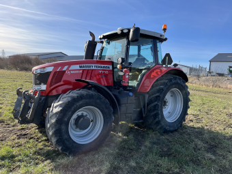 MASSEY FERGUSON 7718 DYNA VT TRAKTOR FR.LYFT PTO Massey Ferguson 7718 DYNA VT TRAKTOR TRIMBLE GPS  FRONTLYFT PTO 2 DV. UTTAG  4 DV. UTTAG BAK
650/65X38 CA 60% 540/65X28  LS  HYDR. BROMS
...
MNR 38581
...
PRIS EXKL. MOMS: 925.000:-
...
Vi reserverar oss för felskrivning. Kontakta alltid oss innan du åker och tittar, så vi kan säkerställa att maskinen finns på plats.
