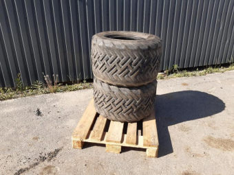 BKT DÄCK 31X15,5-15 TRACKMASTER 15% Övrigt Bkt Däck 31x15,5-15 Från en Weidemann