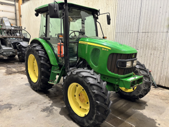 Traktor John Deere 5100R Premium Cab John Deere 5100R 