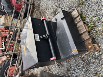 Motvikt Ålö 1000kg/1300kg CAT 2/3 Ålö Motvikt 1000kg/1300kg 