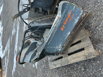 FJÄRÅS 175 VIKPLOG A-RAM Fjärås 175 VIKPLOG A-RAM MNR 39861
...
PRIS EXKL. MOMS: 19.000:-
...
Vi reserverar oss för felskrivning. Kontakta alltid oss innan du åker och tittar, så vi kan säkerställa att maskinen finns på plats.
