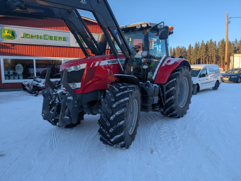 Traktor MASSEY FERGUSON MF 7718 Massey Ferguson 7718 Frontlyft med pto.
Framaxelfjädring
Kuldrag
Jordbruksdrag
Dubbelmontage 4 hjul, typ Stock kan köpas till
Mkt välservad,inkluderar även axlar och navreduktioner.
Förmånlig finansiering kan erbjudas.

Denna maskin omfattas ej av ML Trygghetsköp 3mån/100tim
Maskinen säljes för kunds räkning utan garanti.
För mer information kontakta din säljare.