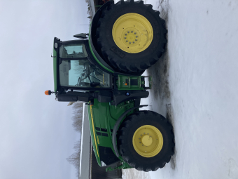 JOHN DEERE 6250R C-PRO TRAKTOR 50 KM FR.LYFT PTO John Deere 6250R C-PRO TRAKTOR FR.LYFT  PTO  AUTOTRAC SF1 KLAR  710/70X42 600/70X30  
4 DUBB.UUTAG  JD ELSERVO  ULTIMATE SEAT  VAGNSBROMS  LUFTBROMS  
...
MNR 25373
...
PRIS EXKL. MOMS: 1.749.000:-
...
Vi reserverar oss för felskrivning. Kontakta alltid oss innan du åker och tittar, så vi kan säkerställa att maskinen finns på plats.
