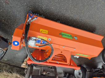 AGRIMASTER XB150 SLAGSLÅTTER Agrimaster XB150 SLAGSLÅTTER MNR 20774
...
PRIS EXKL. MOMS: 35.000:-
...
Vi reserverar oss för felskrivning. Kontakta alltid oss innan du åker och tittar, så vi kan säkerställa att maskinen finns på plats.
