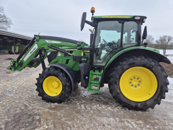 JD 6R 150 TRAKTOR M LASTARE Q5M UTHYRD VALSTADSKOLAN John Deere 6R 150 