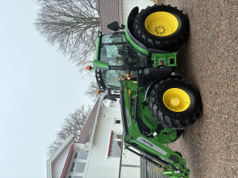 JOHN DEERE 6R 150 C-PRO TRAKTOR 50 KM FR.LYFT (KUND) John Deere 6R 150 C-PRO TRAKTOR 50 KM KUNDFÖRMEDLING
...
FR.LYFT  600/65X38  540/65X24  4 DUBB.UTTAG  TLS
HCS  JD ELSERVO 3-F  IMMOBOLIZER  LEDBELYSNING
LUFTBROMS  VAGNSBROMS  QUICKE Q5S LASTARE
...
MNR 33168
...
PRIS EXKL. MOMS: 1.650.000:-
...
Vi reserverar oss för felskrivning. Kontakta alltid oss innan du åker och tittar, så vi kan säkerställa att maskinen finns på plats.
