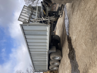 FLIEGL GIGANT ASW 3101 PUSH-OFF ENSILAGEVAGN Övrigt FLIEGL GIGANT 3101 PUSH-OFF INKOMMANDE MAJ 2026
...
TRIDEM  HYDR. FJÄDRING  HYDR. BROMS  TVÅNGSSTYRNING 1 & 3:E AXEL 710/50R26,5 HJUL
UNIK PUSH OFF TEKNIK MED 2 STEG KOLVAR OCH FLYTANDE GOLV
SÄKER TRANSPORT OCH AVLASTNING, LÅG TYNGDPUNKT OCH EGENVIKT.
KOMPRIMERA LASTEN UPP TILL 60%
...
MNR 30387
...
PRIS EXKL. MOMS: 695.000:-
...
Vi reserverar oss för felskrivning. Kontakta alltid oss innan du åker och tittar, så vi kan säkerställa att maskinen finns på plats.
