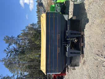 Mineralgödselspridare Bogballe M3W Bogballe M3W Fint skick
4000kg
Kantspridning/Sektionsavstängning
Arbetsbredd 24m
Kapell