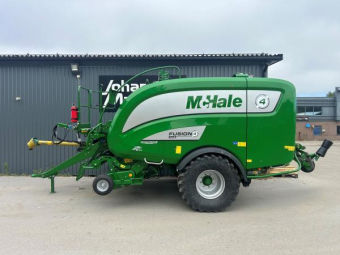 MC HALE FUSION 4 PLUS (DEMO) Övrigt MC HALE FUSION 4 PLUS (DEMO) QCB00046 Fusion 4 Plus
RBW00617 - 680/50 R22.5 VREDESTEIN
BRAKES1 - HYDRAULIC BRAKES
RBW00166 - COUPLING HITCH
RBW00796 - LONG DRAWBAR
ADB00068 - SHORT STAND, FOR LOW DRAWBAR
RBW00376 - 25K SELECTABLE CAMTRACK
RBW00919 - C/U SELECTABLE ELECTRONICS
RBW02016 - CROP ROLLER WITH SPRING TINES
RBW02023 - ISO-PLAY 10" ISOBUS TERMINAL
RBW00812 - ISOBUS TRACTOR LOOM
RBW00910 - BALE WEIGHING
RBW00830 - PICKUP REEL SENSOR
RBW00953 - QUAD CAMERA MONITOR
RBW00954 - EURO POWER LEAD
RBW02024 - HEAVY DUTY SPLITTER LOOM
RBW00649 - 1000RPM GEARBOX 6 SPLINE
RBW00731 - NRF LOADING DEVICE
RBW00716 - HYDRAULIC NET KNIFE RESET
ADP00018 - DISPENSER GEARS 70%
RBW00562 - SIDE TIP WITH BOBBINS