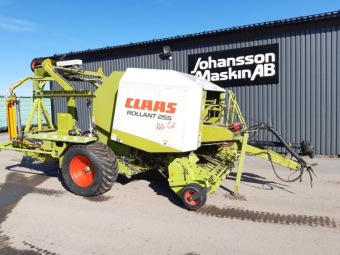 CLAAS ROLLANT 255 ROTO CUT KOMBIPRESS (INKOMMER AUG) Övrigt CLAAS ROLLANT 255 ROTO CUT 550/45-22,5
snittläng ca 70mm 15 knivar
149000 ex moms
2005