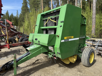 Rundbalsress John Deere 545 John Deere 545 rundbalspress 