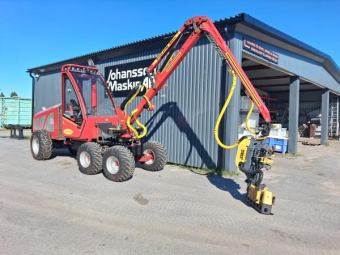 KRANMAN 620 PRO PLUS 6WD DEMO 23/24 Övrigt KRANMAN 620 PRO PLUS 6WD DEMO Kubota 1505diesel med konstanttryckspump 
Tankmätare, vindrutetorkare dubbelarm 
Auto midjelås och broms 
Hjul och diametermätning på aggregatet Jobo ST50 
Backkamera och radio med BT 2 023-10-19
9 st extra belysning, såghållare, transportväxel (10km/h) 
Svängdämpare rotatorlänk, USB laddning
Krantilt, luftdämpad stol med värme 
Krandämpare 
Dieselvärmare till motor, hytt och hydraulik med mobil start 
Radiostyrd vinsch på kranen 
AC 
Stubbehandling 
60 Ampere generator 
ST50 Stegmatat aggregat Jobo