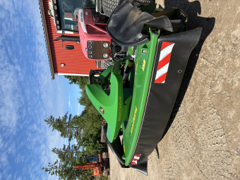 JOHN DEERE F350R FRONTSLÅTTERKROSS John Deere JD F350R FRONTSLÅTTERKROSS INKL K-AXEL
...
MNR 40599
...
PRIS EXKL. MOMS: 150 000:-
...
Vi reserverar oss för felskrivning. Kontakta alltid oss innan du åker och tittar, så vi kan säkerställa att maskinen finns på plats.
